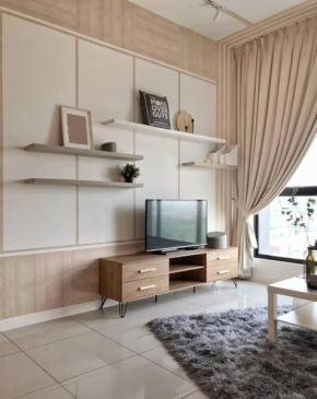 Pavilion Premier Suite Puchong - 6-7pax 3R2B